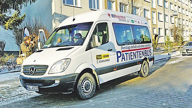 Patientenbus - Option gegen Ärztemangel? Der Patientenbus fährt nun jeden Dienstag vor.