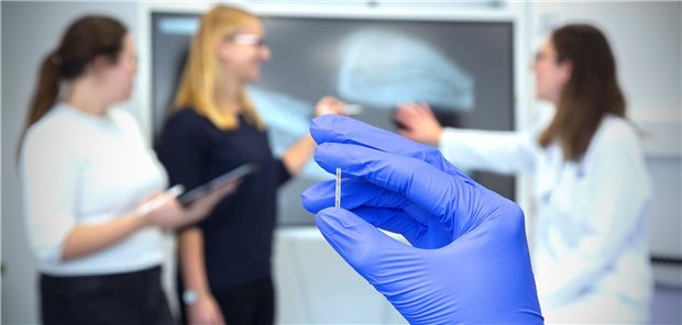 Eileiter-Stent: Neue Hoffnung für kinderlose Paare Der Prototyp des resorbierbaren Tuben-Stents zur Behandlung von Eileiterverschlüssen