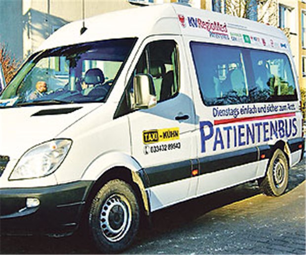 Baukasten voller Lösungskonzepte Der RegioMed-Patientenbus kommt in der Märkischen Schweiz zum Einsatz - wie lange noch, ist allerdings unsicher.