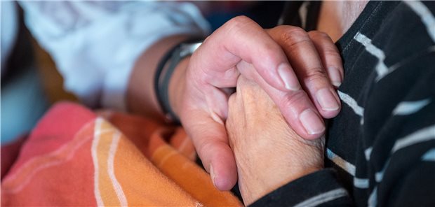 Sozialverband VdK warnt vor düsterer Pflegezukunft Der Sozialverband VdK warnt vor einer düsteren Zukunft der häuslichen Pflege in Deutschland.
