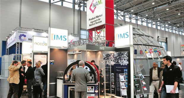 Vorhang auf für die Innovatoren der Zuliefererbranche! Der Stand des Fachverbandes für Mikrotechnik IVAM bei der Compamed im vergangenen Jahr. Die Messe läuft bis Freitag.