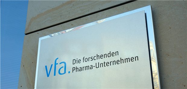 Der Verband forschender Arzneimittelhersteller (vfa) fordert von der Politik, die Hemmnisse für die Forschung in Deutschland zu reduzieren.