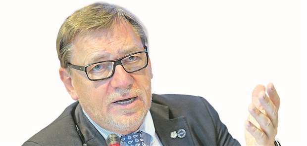 Der Vorsitzende des Deutschen Hausärzteverbands Ulrich Weigeldt.
