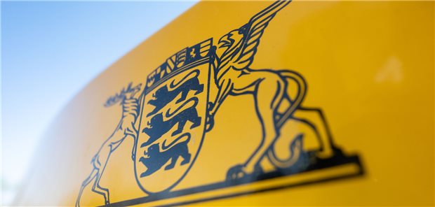 Baden-Württemberg: Landtag gibt grünes Licht für Pflegekammer Der baden-württembergische Landtag, hier das Landeswappen mit Hirsch und Greif, hat mit den Stimmen der grün-schwarzen Koalition das Gesetz zur Errichtung einer Landespflegekammer beschlossen.