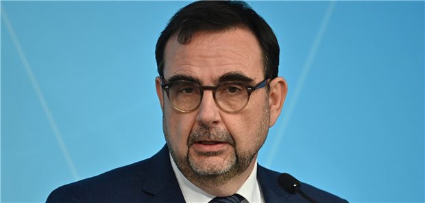 Holetschek und Kaniber kritisieren geplante Werbeverbote für Lebensmittel Der bayerische Gesundheitsminister Klaus Holetschek hält die Pläne für Werbeverbote von Bundesernährungsminister Cem Özdemir für überzogen.