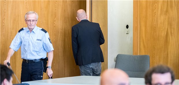 Angeklagter im Gerichtssaal