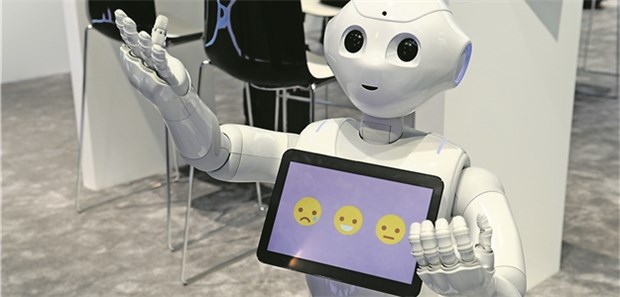 Humanoide Begleiter stärken jungen Diabetikern den Rücken Der humanoide Roboter „Pepper“ kann die Emotionen seines Gegenübers wahrnehmen und situationsgerecht agieren – zum Beispiel als Coach für Typ1-Diabetiker.