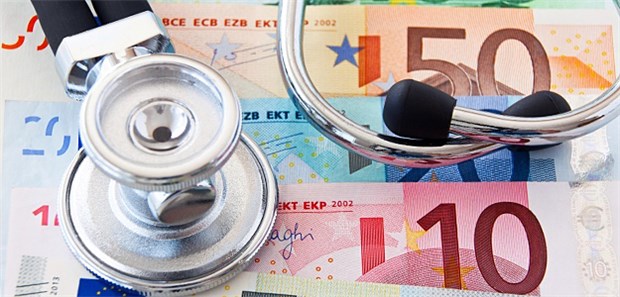 Kassenumsätze steigen in vier Jahren um 7,5 Prozent Der jahrelang zu beobachtende Trend einer Zunahme des Privatanteils bei den Umsätzen von Arztpraxen scheint nach aktuellen Zahlen gebrochen.