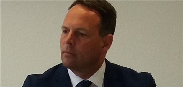 Der saarländische Gesundheits-Staatssekretär Stephan Kolling plädiert für die Zentralisierung der sechs Gesundheitsämter im Land.