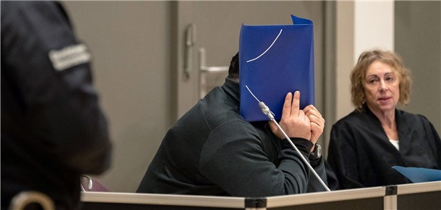 Schluss mit Angst, Frust und Ignoranz Der wegen Mordes an 100 Patienten angeklagte ehemalige Krankenpfleger Niels H. bei einem Prozesstag im vergangenen November.