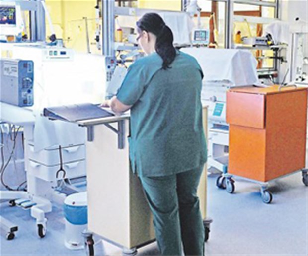 "Kreißsaal im Klinikum Bremen-Mitte öffnen!" Derzeit geschlossen, aber vielleicht doch bald wieder geöffnet? Frühchenstation im Klinikum Bremen-Mitte.