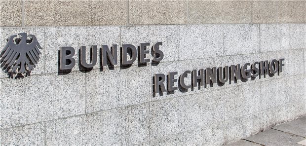 Bundesrechnungshof könnte künftig KVen und GBA auf die Finger schauen Derzeit hat der Bundesrechnungshof bei der Kassenzahnärztlichen Bundesvereinigung noch keinen Fuß in der Tür.