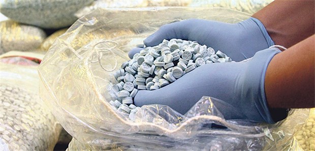 Machtlos im Kampf gegen 'Legal Highs' Designer-Droge Ecstasy beim Bundeskriminalamt: Der Kampf gegen "Legal Highs" ist schwierig, weil immer neue Varianten auftreten.
