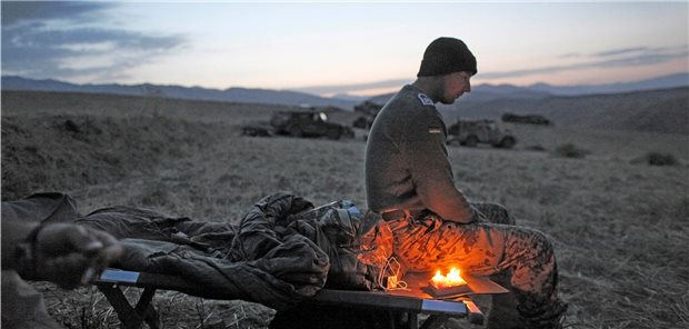 Posttraumatische Belastungsstörungen kommen jetzt wieder hoch Deutscher Soldat im Einsatz in Afghanistan. Die aktuellen Ereignisse bringen manche alten Traumata wieder zum Vorschein.