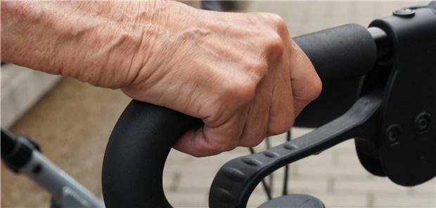 LMU Klinikum richtet Professur für Geriatrie ein Deutschland ist eines von drei Ländern mit der ältesten Bevölkerung.
