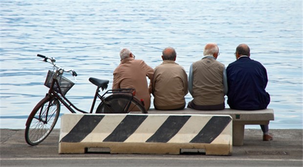 Diabetes im hohen Alter? Eine adäquate Blutdrucksenkung kann hier helfen.