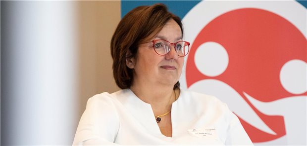 APS-Vorsitzende Dr. Ruth Hecker