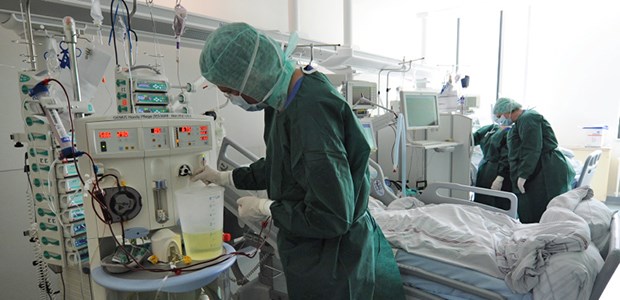EHEC hält die Republik in Atem Dialyse am Uniklinikum Hamburg-Eppendorf: Die Hansestadt war das Epizentrum der EHEC-Epidemie.