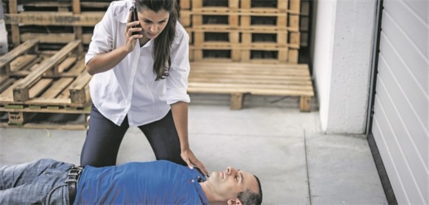 Die Abklärung einer Synkope sollte in einer Notaufnahme beginnen.