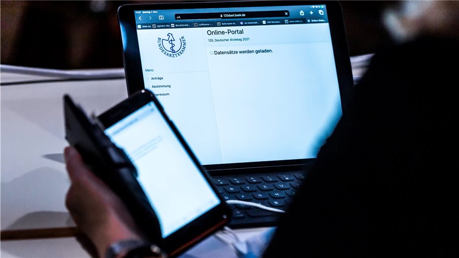 Die Ärzte haben erhebliche Probleme mit der Digitalisierung – zumindest vor Ort ...