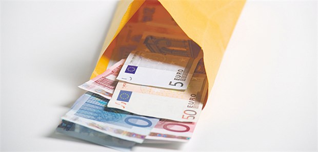 Korruptionsgesetz empört Ärzteschaft Die Annahme von Zuwendungen für unlautere Bevorzugung kann Heilberufler künftig bis zu fünf Jahre Haft kosten.