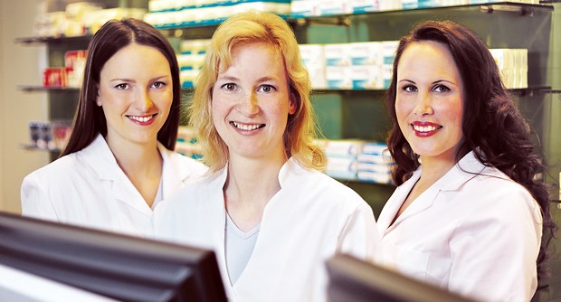Frauen geben den Ton an Die Apotheke: Frauendomäne mit über 80 Prozent weiblichem Personal. Auch knapp die Hälfte aller Chefs sind Frauen.