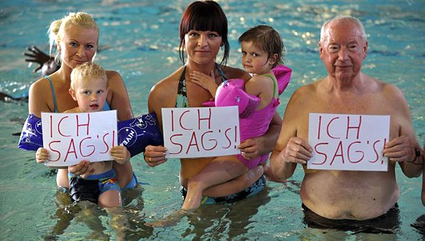 Kampf den Gaffern und Grapschern Die Aufklärungskampagne in den Bremer Bädern macht klar: Schamvoll schweigen - die Zeiten sind vorbei.