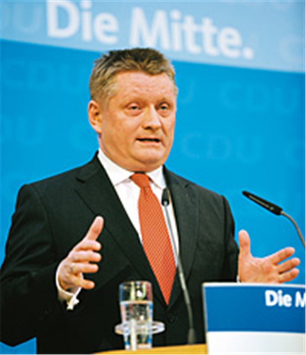 Hausarztverträge werden erneut zum Zankapfel zwischen CSU und FDP "Die Ausgabensteigerung bei Ärzten muss im nächsten Jahr begrenzt werden." Hermann Gröhe CDU-Generalsekretär.