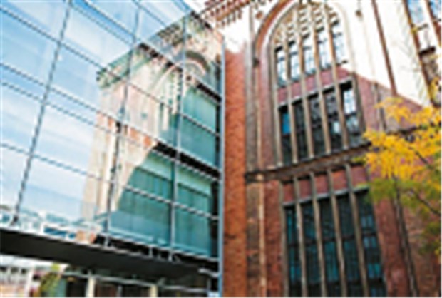 Neue Privatklinik, aber nicht im üblichen Sinne Die Außenansicht des Isar Medizin Zentrums. Es ist im historischen Bürklein-Bau, in München untergebracht.
© Isar Medizin Zentrum