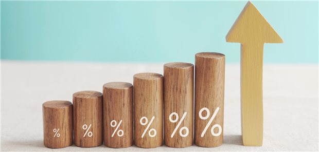 Darstellung des steigenden Risikos mit Bausteinen