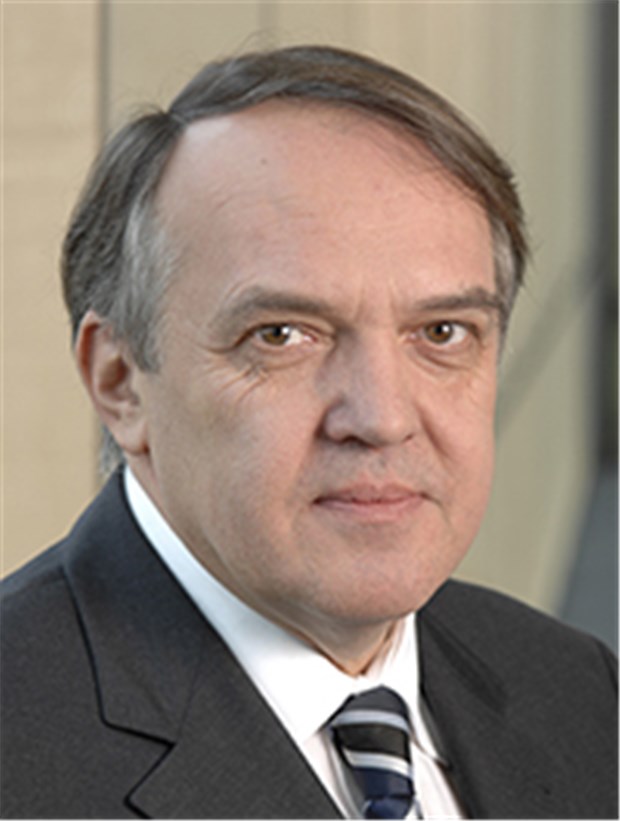 KV Bayerns moniert Bürokratie durch HzV "Die Bereinigung der HzV-Honorare bindet erhebliche Ressourcen." (Dr. Gabriel Schmidt, Vorstandsvize der KVB)
