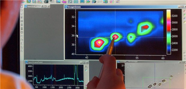 Die Biophotonik hält auch Verfahren bereit, um zum Beispiel die HNO-Tumordiagnostik zu beschleunigen. Allerdings sorgt sie für riesige Datenmengen, zu deren Auswertung das Potenzial der Künstlichen Intelligenz genutzt werden soll.