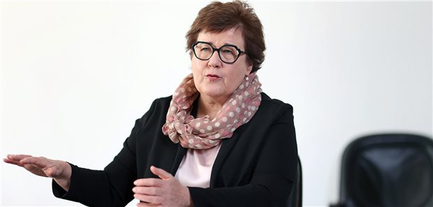 Sachsen-Anhalt: CDU fordert neuen Krankenhausplan von Ministerin Grimm-Benne ein Die CDU-Landtagsfraktion Sachsen-Anhalt macht SPD-Gesundheitsministerin Petra Grimm-Benne Druck und verlangt einen neuen Krankenhausplan.