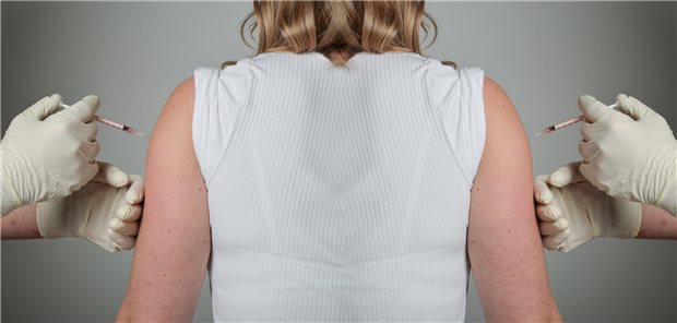 Die COVID-Impfung wird nach Impfverordnung abgerechnet, die Grippe-Impfung entsprechend Impfvereinbarung der Länder – oder GOÄ. Das wirft die Frage auf, inwiefern auch die identischen Begleitumstände der Impfaktion doppeltes Geld bringen.