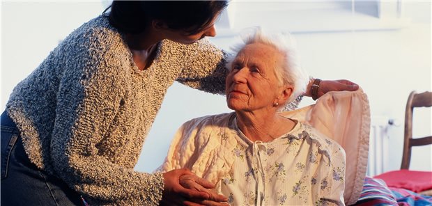 Corona setzt pflegende Angehörige zusätzlich unter Druck Die Corona-Pandemie hat für viele pflegende Angehörige die Belastung noch verschärft.