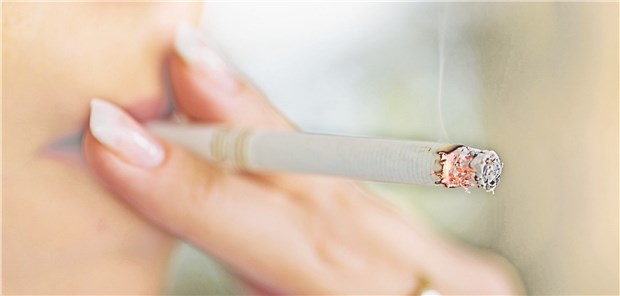 Die Dauer macht’s: Nach 15-jähriger Raucherkarriere ist das MS-Risiko verdoppelt, egal ob jemand täglich weniger als fünf oder mehr als 15 Zigaretten konsumiert, errechneten Wissenschaftler.