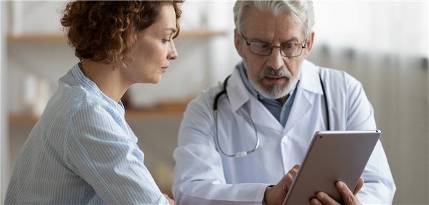 Debeka kooperiert mit IBM Die Debeka nutzt künftig die App von IBM als digitale Gesundheitsplattform. Bis Mitte 2023 kooperiert sie noch mit dem Tool „Meine Gesundheit“.