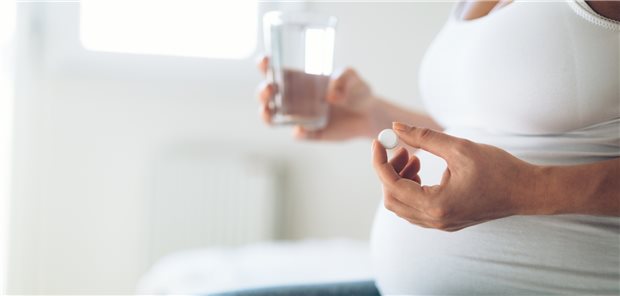 Die Einnahme von Protonenpumpeninhibitoren im ersten Schwangerschaftstrimester sind nach Aussage eines südkoreanischen Forschungsteams nicht mit einem substanziell erhöhten Fehlbildungsrisiko des Kindes verbunden.