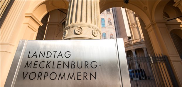 In der Enquete-Kommission knirscht es gewaltig Die Enquete-Kommission zur Zukunft der Medizinischen Versorgung in Mecklenburg-Vorpommern wurde vom Landtag eingesetzt. Dort sollen Ende Mai 2021 auch die Ergebnisse vorgestellt werden.