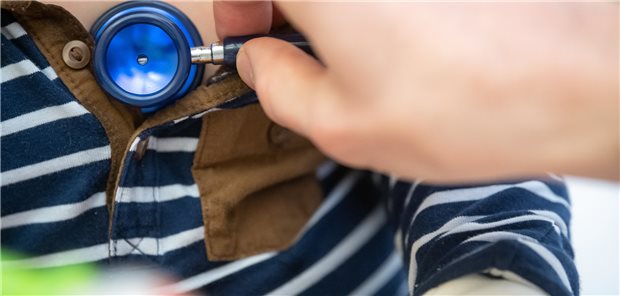 Die Entbudgetierung der Kinder- und Jugendärzte soll kommen. Das Gesundheitsministerium hat jetzt eine Formulierungshilfe für die Fraktionen der Ampel-Koalition vorgelegt. 
