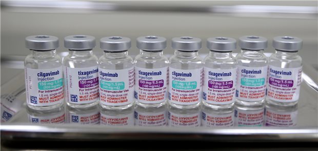 Die FDA hat Evusheld  in den USA die Zulassung entzogen. (Symbolbild)