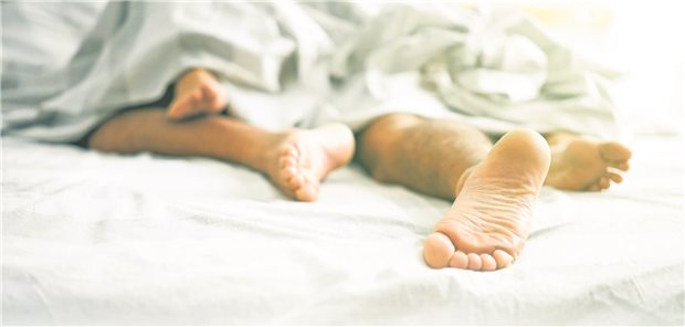 Kopfschmerzen beim Sex: Tipps für die Diagnose und Therapie Die Frage, ob Kopfschmerzen bei einer bestimmten Sexpraktik besonders häufig auftreten, kann wohl verneint werden.
