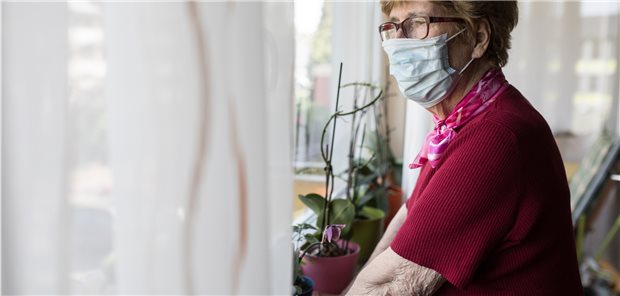 Union denkt über Masken auf Rezept nach Die Gesundheitspolitiker der Union schlagen vor, dass professionelle Atemschutzmasken bei Hochrisikogruppen auf Rezept verordnet werden dürfen.