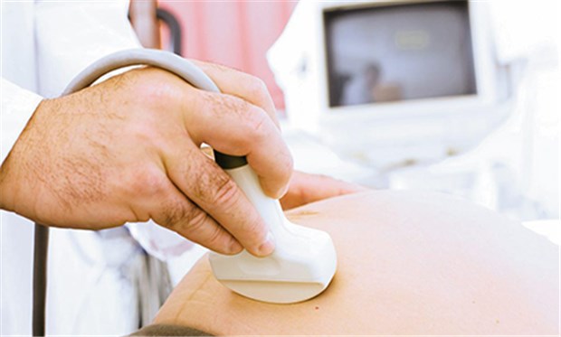Oberlandesgericht billigt Ärzten Fehleinschätzungen zu Die Gynäkologin hätte durch eine Sonografie die Frühgeburt womöglich erkennen können - das Unterlassen bedeutete aber im konkreten Fall keine Haftung für die Komplikationen durch die Sectio.