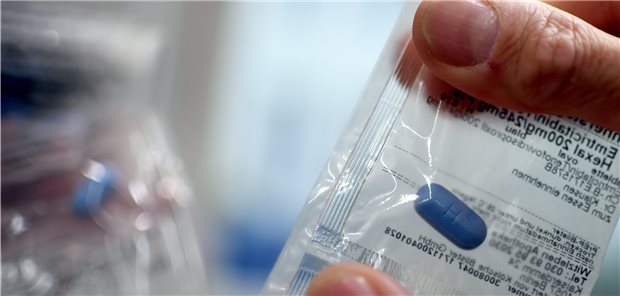 HIV-PrEP schützt effektiv vor Infektion Die HIV-Präexpositionsprophylaxe (PrEP) bietet wirksamen Schutz vor Infektion mit dem HI-Virus.