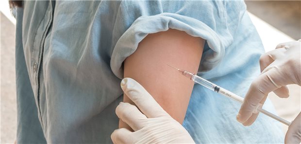 Die HPV-Impfung gilt als wirksame Waffe im weltweiten Kampf gegen HPV-assoziierte Krebserkrankungen.