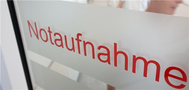 Die Hausärzte würden am liebsten nicht am Notfalltresen in den Krankenhäusern stehen, sagt KBV-Chef DR. Andreas Gassen. Die Notfallversorgung bleibt ein Dauerbrenner.