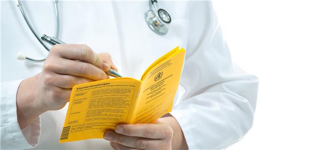 Die Impfquote ist bei Teilnehmern an der hausarztzentrierten Versorgung oft höher, als bei Versicherten, die nicht in einen Hausarztvertrag eingeschrieben sind.