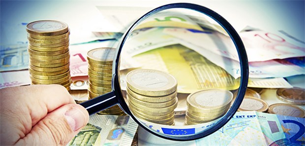 So sieht es bei den Kassenfinanzen aus Die Kassenkosten im Fokus: Für die GKV wird 2019 wohl ein Minusgeschäft.