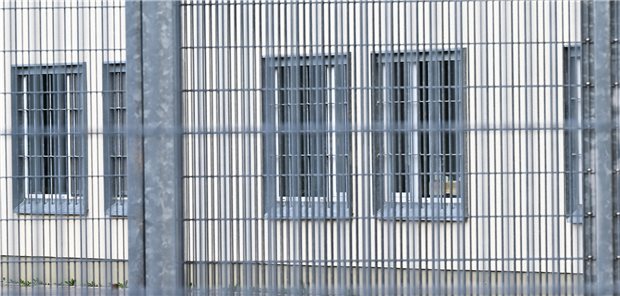 „Maximale Verdichtung“ im Maßregelvollzug sorgt für Aggressionen Die Klinik am Weissenhof für Psychiatrie in Weinsberg könnte im Maßregelvollzug auch an ihre Kapazitätsgrenzen kommen. Abhilfe könnte der Umbau eines ehemaligen Gefängnisses in Heidelberg schaffen.